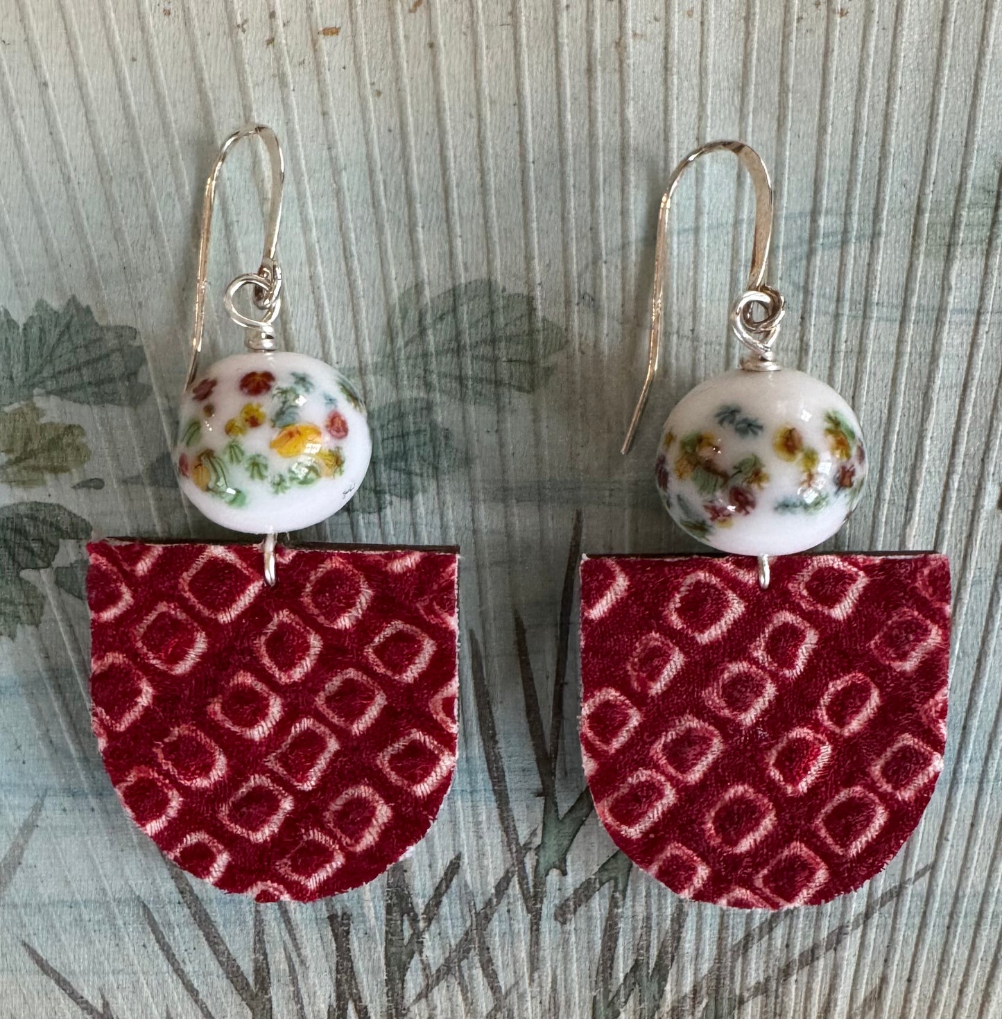 Red Shibori
